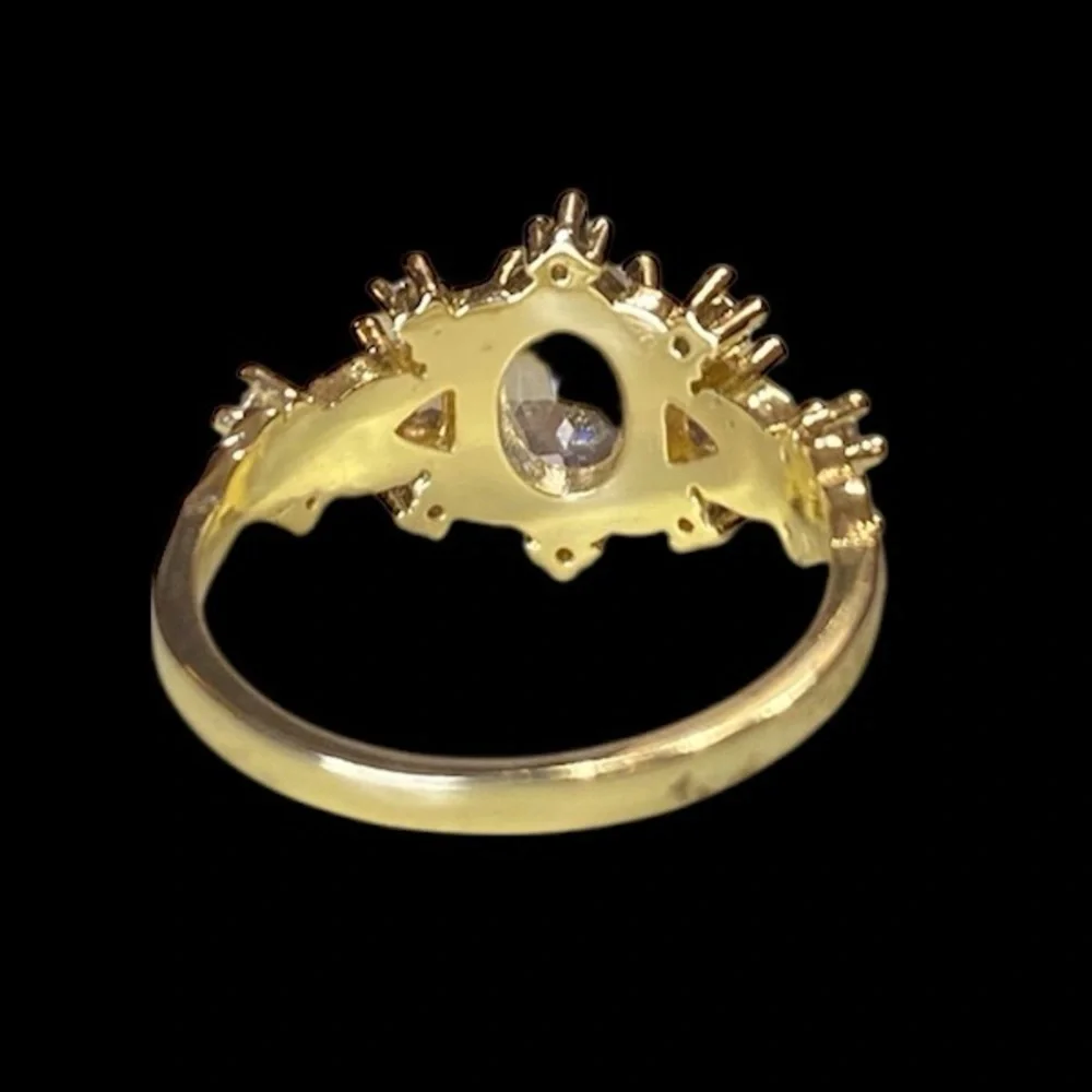 FASHION Costume Ring Gold (Tone) & White (Clear) and Pink Rhinestones in Size 8